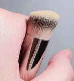 Makeup Foundation Soft Brush Angled Seamless Finish Synthetic Liquid Cream Cosmetics Contour Brush Beauty Tools